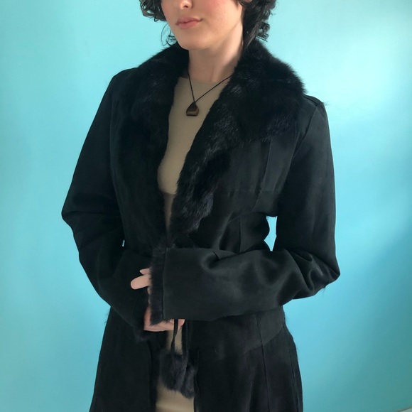 🎉HOST PICK🥳 Reversible Genuine Fur Coat - Picture 4 of 7